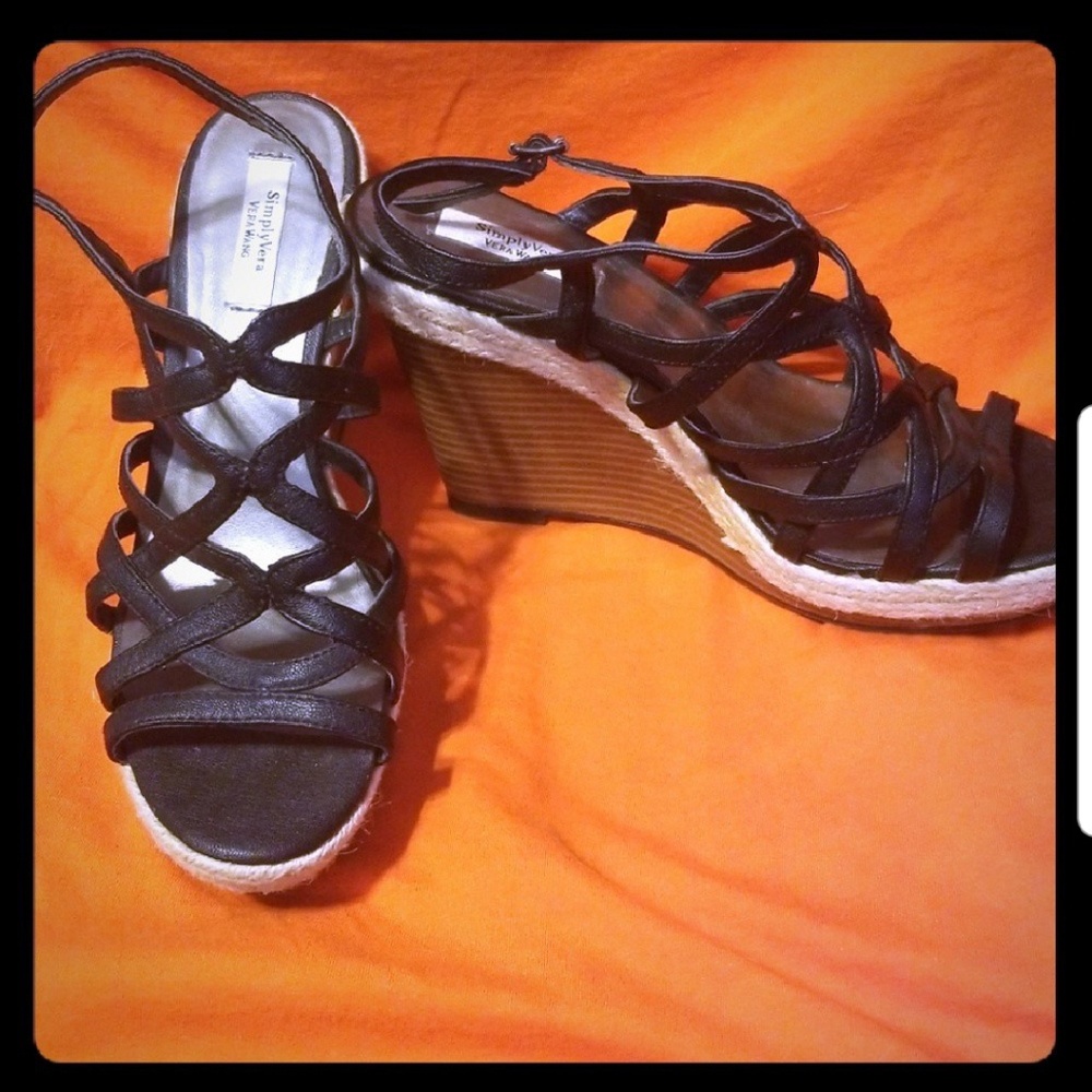 Simply Vera Heels